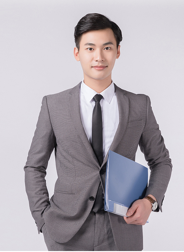 胡凱歌(gē)老師(shī)